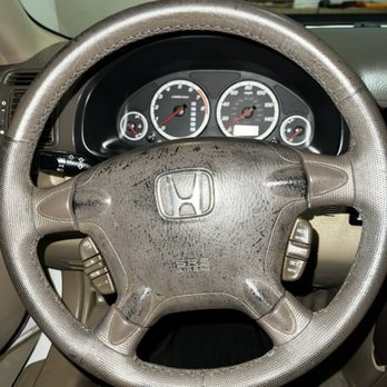 A Plus Auto Restoration - Steering wheel before - Auto Upholstery Near Me - Pinellas Park, Florida