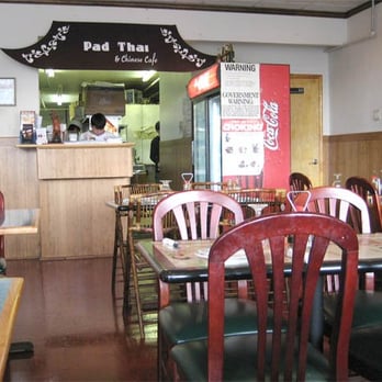 Pad Thai & Chinese Cafe - the interior of the restaurant - Chinese Near Me - Oakdale, New York Pad Thai & Chinese Cafe - the interior of the restaurant - Chinese Near Me - Oakdale, New York