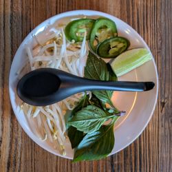 IPho - Bean Sprouts