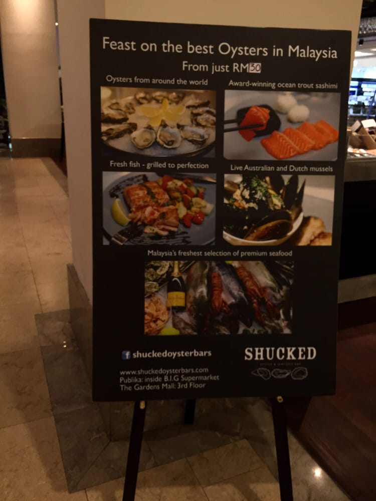 Shucked Oyster & Seafood Bar