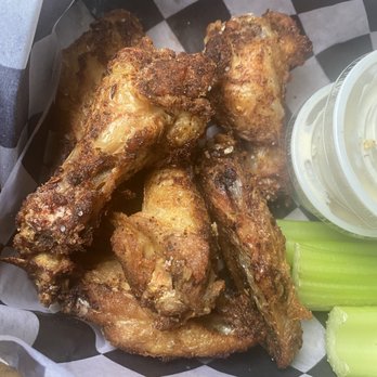 Drift In - Chicken wings - American Near Me - Salida, Colorado