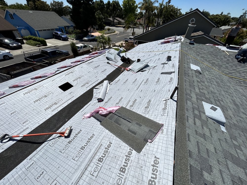 Slide of HN Builders