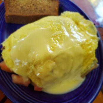 Blue Heaven - B.L.T omelet with banana bread - Breakfast & Brunch Near Me - Key West, Florida