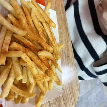 Tubby's Deli & Restaurant - Horrible fries - Burgers Near Me - Charlottesville, Virginia Tubby's Deli & Restaurant - Horrible fries - Burgers Near Me - Charlottesville, Virginia
