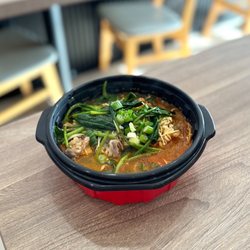 X-Malatang - Tom yum broth - meat was a bit tough that day..but the broth has a nice spicy kick