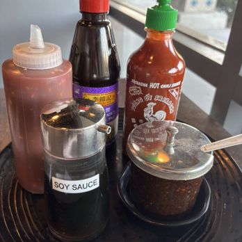 Pho Anh Hot Pot & Crawfish - Condiments - Vietnamese Near Me - Riverside, California