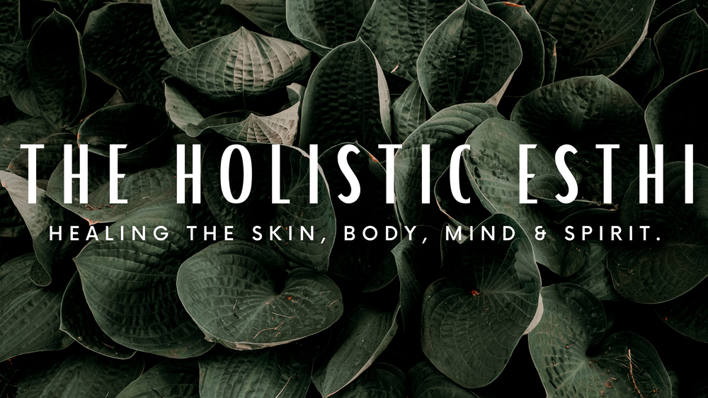 The Holistic Esthi Logo