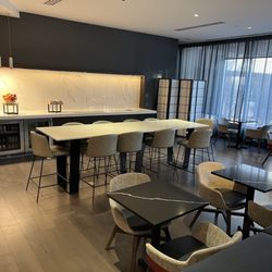 Renaissance Newark Airport Hotel - Concierge lounge with their offerings on refreshments and snacks,(nothing)