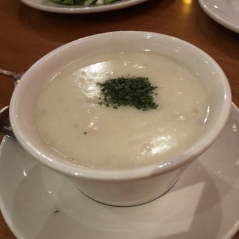Galyn's - New England Clam Chowder - Seafood Near Me - Bar Harbor, Maine Galyn's - New England Clam Chowder - Seafood Near Me - Bar Harbor, Maine
