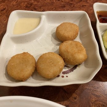 Oishi Sushi - Scallop Tempura App. - Sushi Bars Near Me - Schaumburg, Illinois