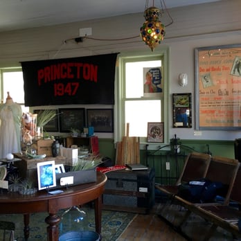 The Quince and Quail - Inside the store! - Used, Vintage & Consignment Near Me - Ashland, New Hampshire