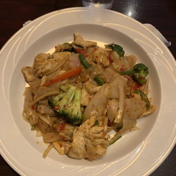 Mai Thai Restaurant - Pad Kee Mao - Thai Near Me - Austin, Texas Mai Thai Restaurant - Pad Kee Mao - Thai Near Me - Austin, Texas