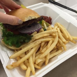 Burger and fries no cheese. Pretty good for the price, not the best but pretty decent! Burger and fries no cheese. Pretty good for the price, not the best but pretty decent!