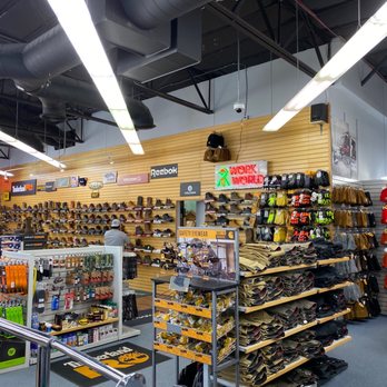 Work World - Shopping for work shoes - Shoe Stores Near Me - Reno, Nevada