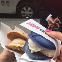 Whoopie Pies
