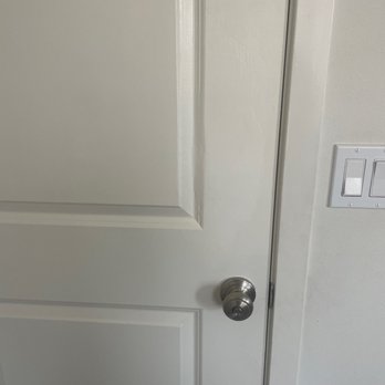 Irvine Hanging - Door fixed - Handyman Near Me Irvine Hanging - Door fixed - Handyman Near Me