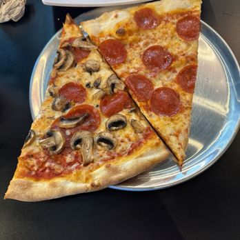 Slice City Pizza - Pepperoni and mushrooms - Pizza Near Me - Fort Worth, Texas Slice City Pizza - Pepperoni and mushrooms - Pizza Near Me - Fort Worth, Texas