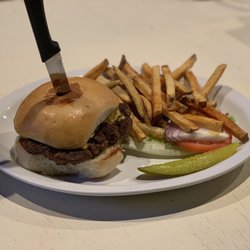 Santa Fe Bar And Grill - Jumbo cheeseburger