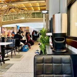 Escape Lounges - The Centurion Studio Partner SMF B - Seating outside the lounge