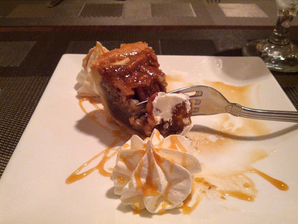 Crowne Plaza's Savannah Bistro Logo