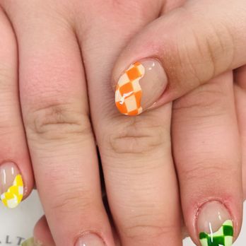 Sky Nails - Fun checkers - Nail Salons Near Me - Alton, New Hampshire
