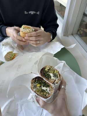 B&T's Deli by null