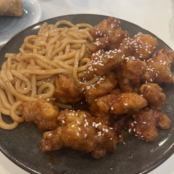 Rice Garden - Sesame chicken with a side of udon noodles - Noodles Near Me - Mckinney, Texas Rice Garden - Sesame chicken with a side of udon noodles - Noodles Near Me - Mckinney, Texas