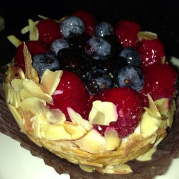 Urth Caffé-Pasadena - Cafes Near Me - Pasadena, California Urth Caffé-Pasadena - Cafes Near Me - Pasadena, California