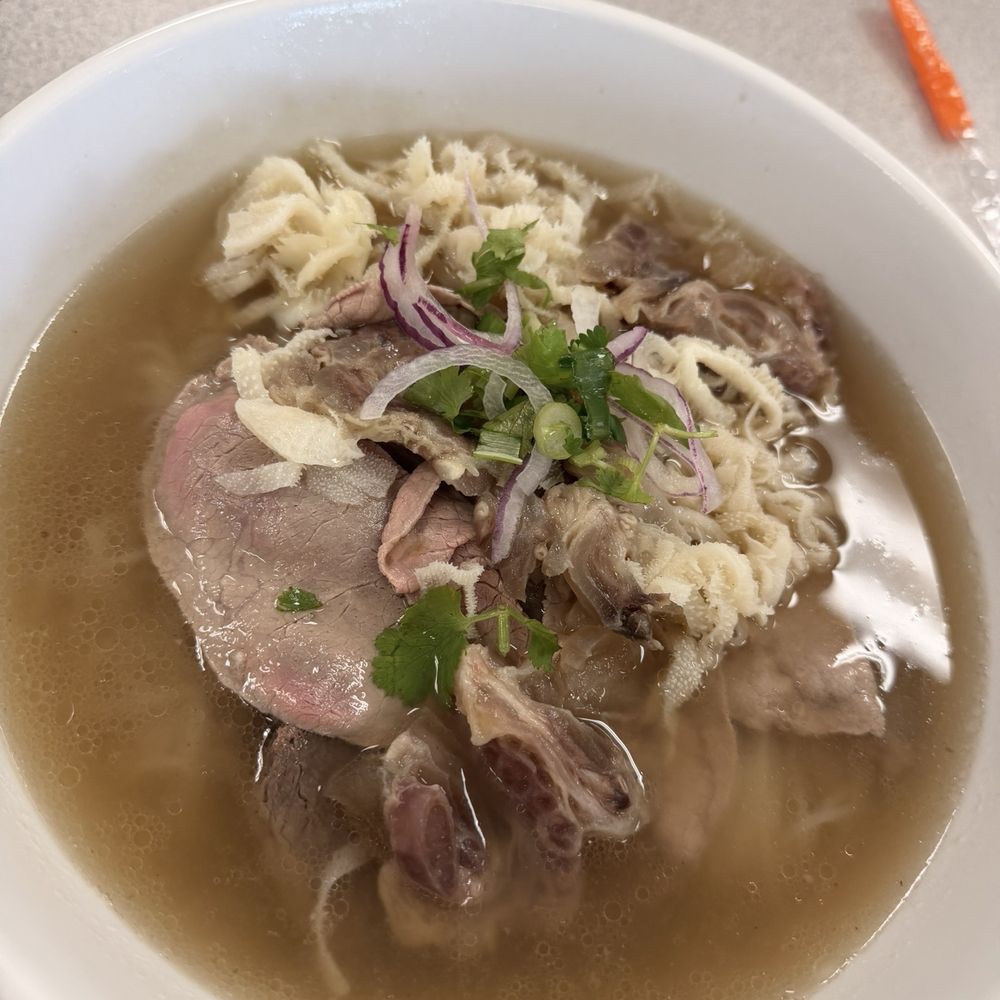 Pho Lonny - 1. Pho Dac Biet To Xe Lua - Vietnamese Near Me - Temecula, California Pho Lonny - 1. Pho Dac Biet To Xe Lua - Vietnamese Near Me - Temecula, California