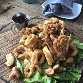 Blackwall Hitch - Fried Calamari - New American Near Me - Baltimore, Maryland