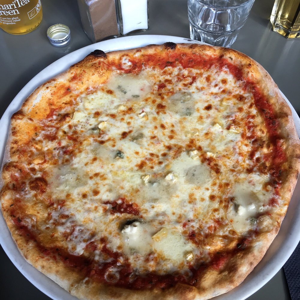 La Petite Halle - Quattro Formaggi - Pizza Near Me - Paris, 75