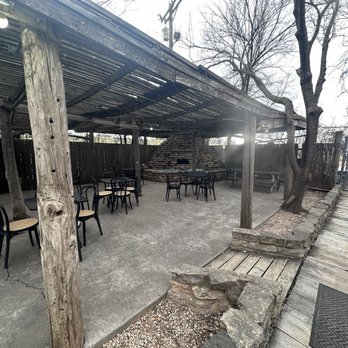 Belle's Chicken Dinner House - Outside - Chicken Wings Near Me - Abilene, Texas Belle's Chicken Dinner House - Outside - Chicken Wings Near Me - Abilene, Texas