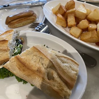 Bread & Butterfly - Veggie sandwich and potato aioli and eclair - Breakfast & Brunch Near Me - Atlanta, Georgia