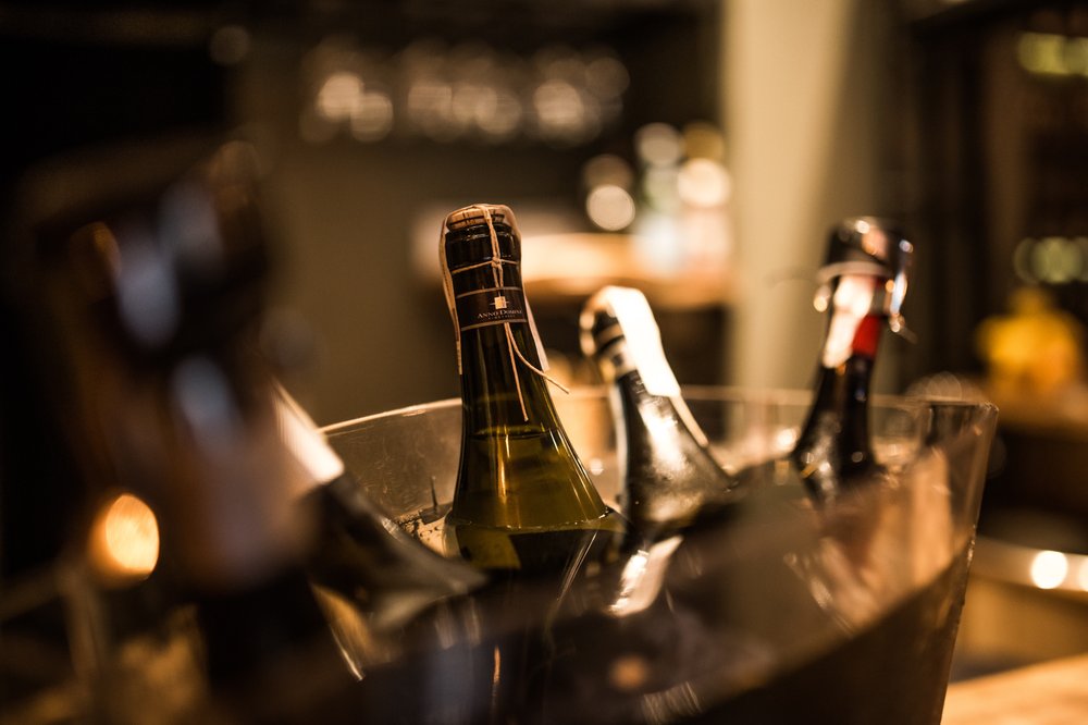 CZARNA OWCA WINO BAR 14 Photos ul. Dajwór 20 / LU6, Kraków, Poland