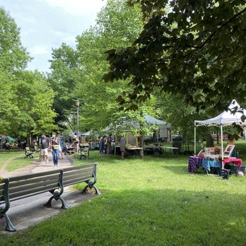 Trinity Bellwoods Farmers' Market - park with a bench and tents - Farmers Market Near Me - Toronto, Ontario Trinity Bellwoods Farmers' Market - park with a bench and tents - Farmers Market Near Me - Toronto, Ontario