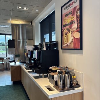 Panera Bread - Drink station - Salad Near Me - Chesapeake, Virginia Panera Bread - Drink station - Salad Near Me - Chesapeake, Virginia