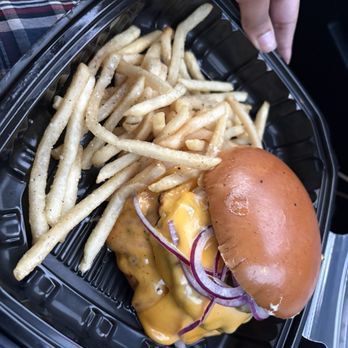 DESTIHL Restaurant & Brew Works - Double Pub Burger - Brewpubs Near Me - Normal, Illinois