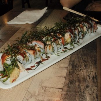 Kazoku Sushi - Kazoku Special Roll - Sushi Bars Near Me - San Francisco, California Kazoku Sushi - Kazoku Special Roll - Sushi Bars Near Me - San Francisco, California