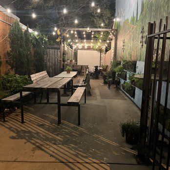 The Back Yard - Cocktail Bars Near Me - Baltimore, Maryland