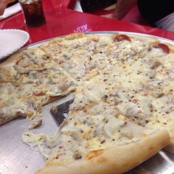 Florio's Pizza - White pizza with pepperoni and mushrooms. - Pizza Near Me - San Antonio, Texas