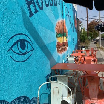 Flake - Outside seating - Breakfast & Brunch Near Me - Venice, California Flake - Outside seating - Breakfast & Brunch Near Me - Venice, California