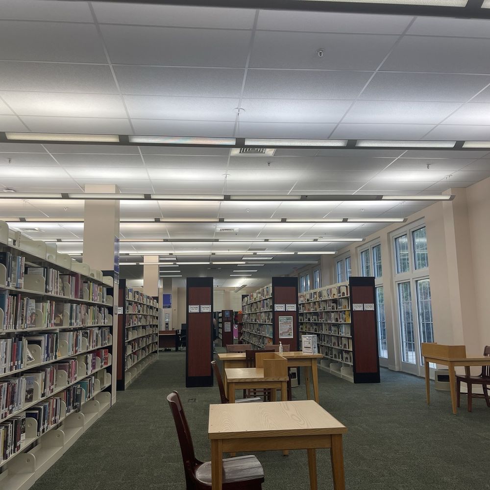 North Suffolk Library - quiet area - Libraries Near Me - Suffolk, Virginia