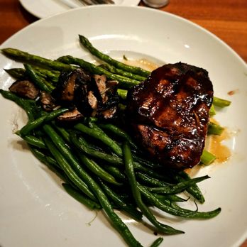 Seasons 52 - Steak, asparagus and mushrooms - New American Near Me - Boca Raton, Florida Seasons 52 - Steak, asparagus and mushrooms - New American Near Me - Boca Raton, Florida