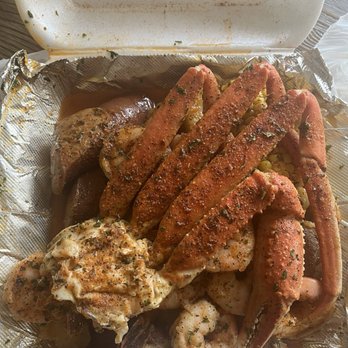 Bay Bay'z Seafood - #9 crab cluster and shrimp +sausage, corn, potatoes - Seafood Near Me - Bastrop, Texas