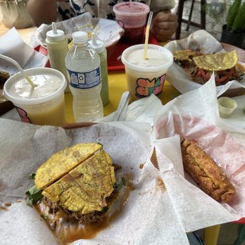 Omarcitos Latin Cafe - Ropa vieja, Pollo Empanada, agua fresca - Latin American Near Me - Chicago, Illinois Omarcitos Latin Cafe - Ropa vieja, Pollo Empanada, agua fresca - Latin American Near Me - Chicago, Illinois