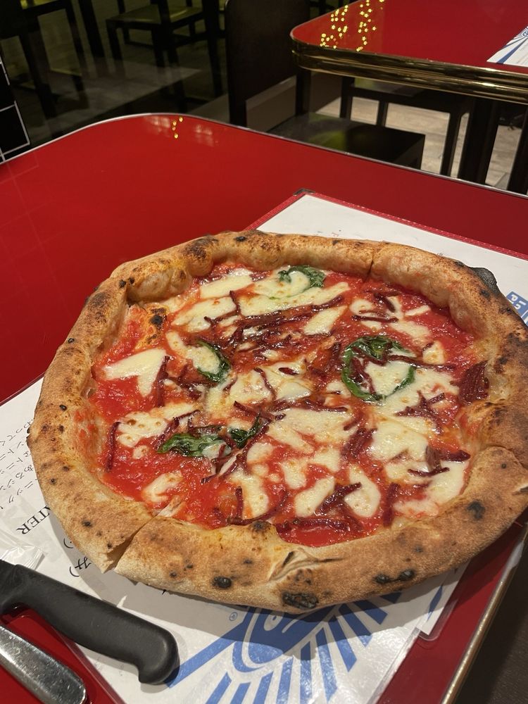 Gino Sorbillo Artista Pizza Napoletana