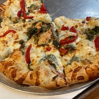 Brickyard Hollow Brewing Company - MASHED POTATO, SPINACH, SHALLOT, ROASTED RED PEPPERS, BROCCOLI PIZZA - Pizza Near Me - Freeport, Maine Brickyard Hollow Brewing Company - MASHED POTATO, SPINACH, SHALLOT, ROASTED RED PEPPERS, BROCCOLI PIZZA - Pizza Near Me - Freeport, Maine