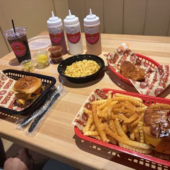 Senders - Double Combo, Jumbo Tender, Mac n' Cheese, House Lemonade - Burgers Near Me - San Fernando, California Senders - Double Combo, Jumbo Tender, Mac n' Cheese, House Lemonade - Burgers Near Me - San Fernando, California