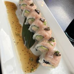 Truffle Yellowtail Roll
