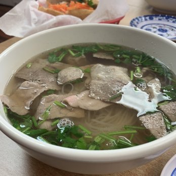 Bida Saigon - #8-Pho Tai Nam Bo Vien (beef, brisket, meatballs) - Vietnamese Near Me - Knoxville, Tennessee Bida Saigon - #8-Pho Tai Nam Bo Vien (beef, brisket, meatballs) - Vietnamese Near Me - Knoxville, Tennessee